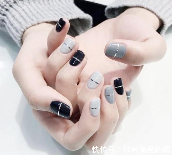 高级感十足的烟灰色和奶灰色美甲图片,时尚显白,拒绝平庸