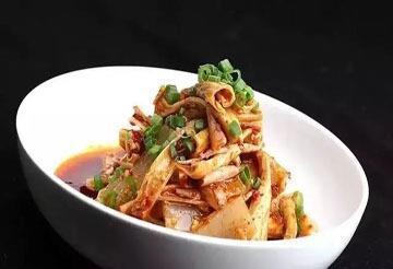 入盐1克|美食推荐:羊肉焖锅、黔味肥肠、有机葵菜脆郡把制作方法