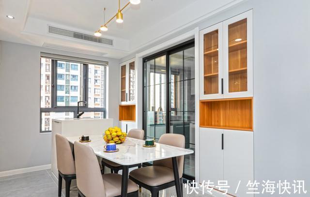 背景墙|妻子灵机一动,非要在厨房两侧打柜子,起初不解,完工才知太高明