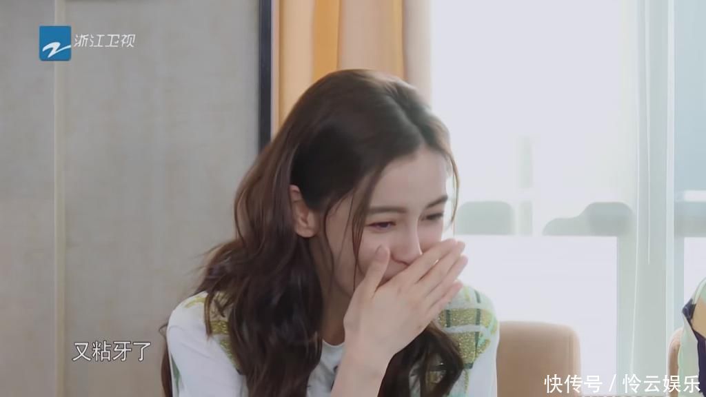 跑男|为何baby只在跑男上口红粘牙,化妆师终于说出原因这谁敢信