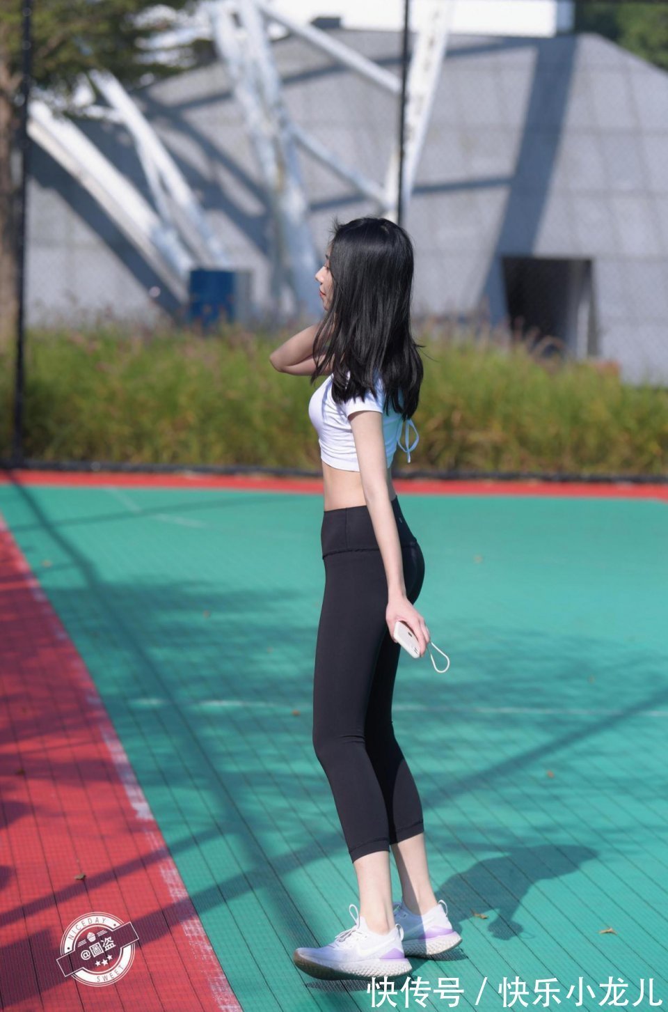 下衣 个性美观的打底裤穿搭让你光彩夺人,提升你的着装品味,别出心裁