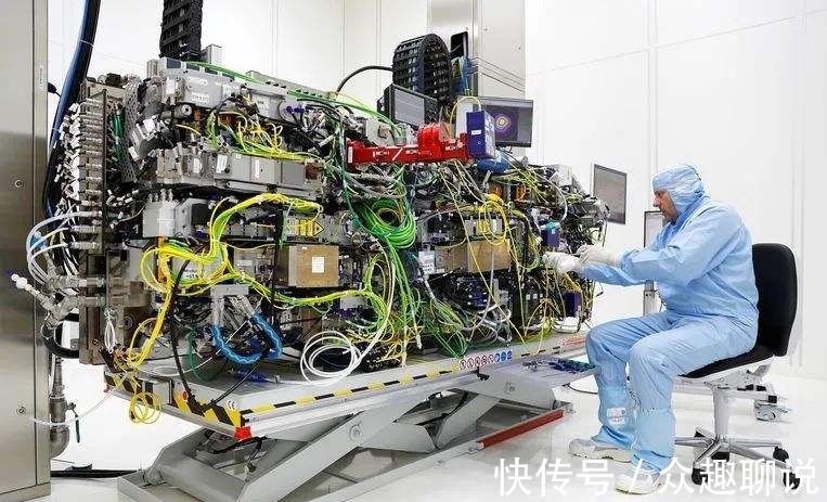 台积电|荷兰阿斯麦尔光刻机全球独一无二，为什么没有人告他垄断？