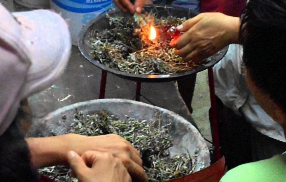 展览会|民国的时候,有一件少见的锡器,据说可以在盛夏的时候灭蚊子