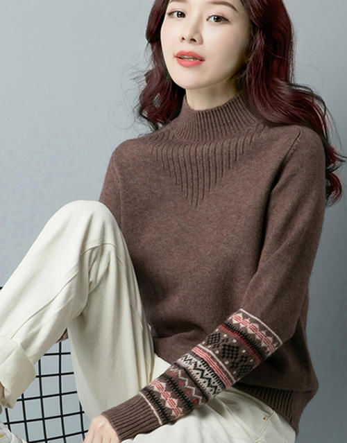 奔4奔5女人，冬天的毛衣不用多，这几款让你时髦优雅又保暖