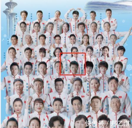 世界冠军|场面隆重!55位世界冠军齐聚,全红婵C位,挥舞小手唱歌,太萌了