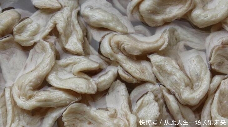 每年我家年夜饭必做的一道凉菜，清爽开胃又解腻，比大鱼大肉好吃