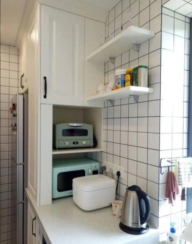 床头柜|利用9处掏个洞,简直不要太好用,细节看重一分,入住烦恼少一分