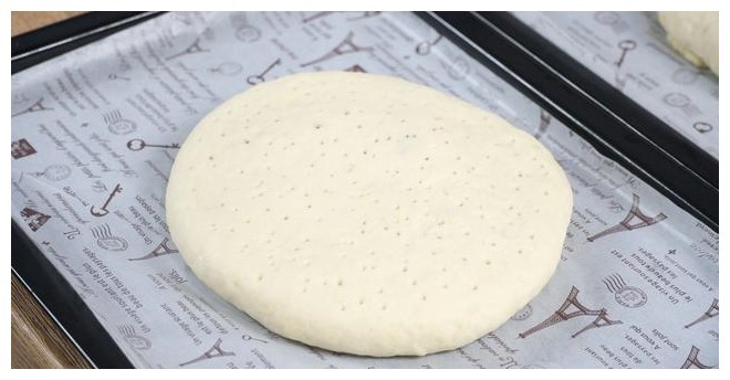 无需油炸,健康又美味的紫薯饼,一口下去会爆浆,简单几步就搞定