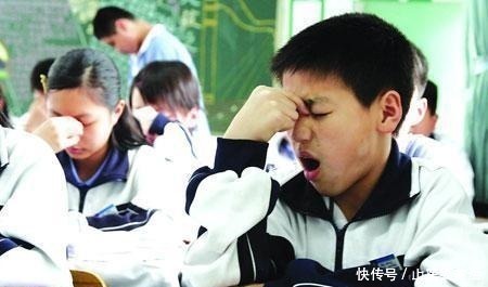 孩子|孩子有这4个特征，说明是“发育晚”不是长不高，爸妈别担心！