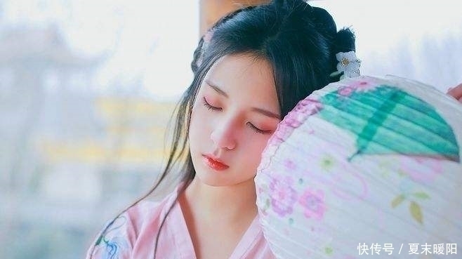 一寸相思@三首柔美之极的佳作,每首一个千古名句,让人情不自禁想抄下来