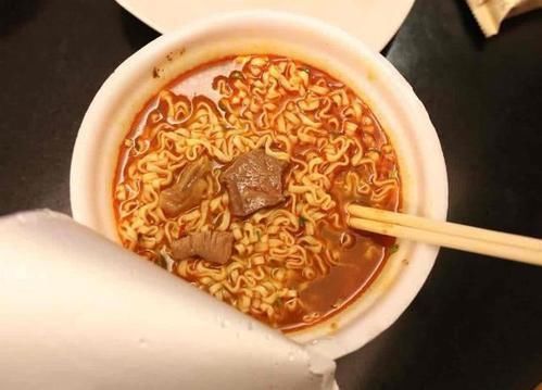 油条|这些早餐已被医生列入“黑名单”，妈妈是省事了，可对娃身体不好