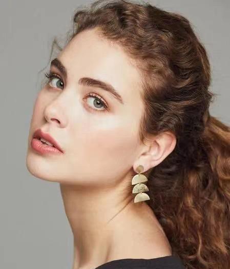 好发质来加分，你也可以成为氛围感美女