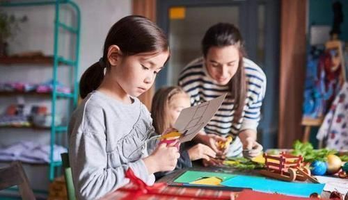 动画片|高智商的孩子,生下来时大多有这4个特征,你家宝宝占了几个?