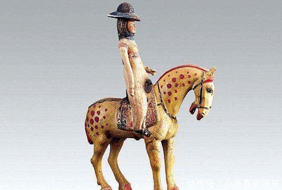 唐朝恐怕是除了现代社会外,女人地位最高的时代,离婚再婚也自由