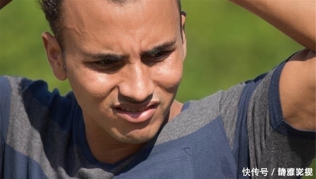 骨骼|骨科院士声明：骨质疏松没那么可怕，睡前常吃1“素”，提高骨密度