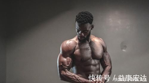 新手|健身新手:怎么解决卧推手臂酸,胸部不酸却不酸的情况?