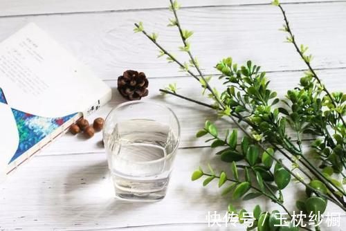 身体|不喝桶装水,只喝自来水,身体会怎么样?答案可能和你想的不一样