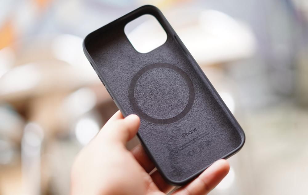 显示屏|iPhone 12评测:对美学的一种回溯,但具有惊人的设计