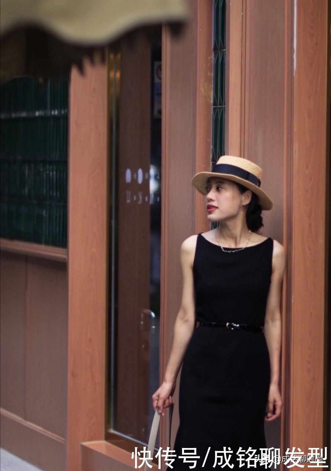 手臂|女人年过四十穿衣“不能马虎”，这些搭配简单易学，让你优雅过夏