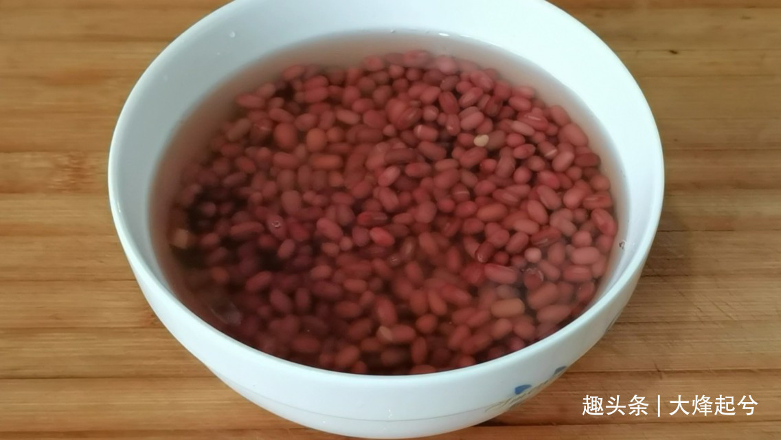 秋冬板栗营养,用板栗南瓜做解腻小甜品,香甜软糯,美味又可口