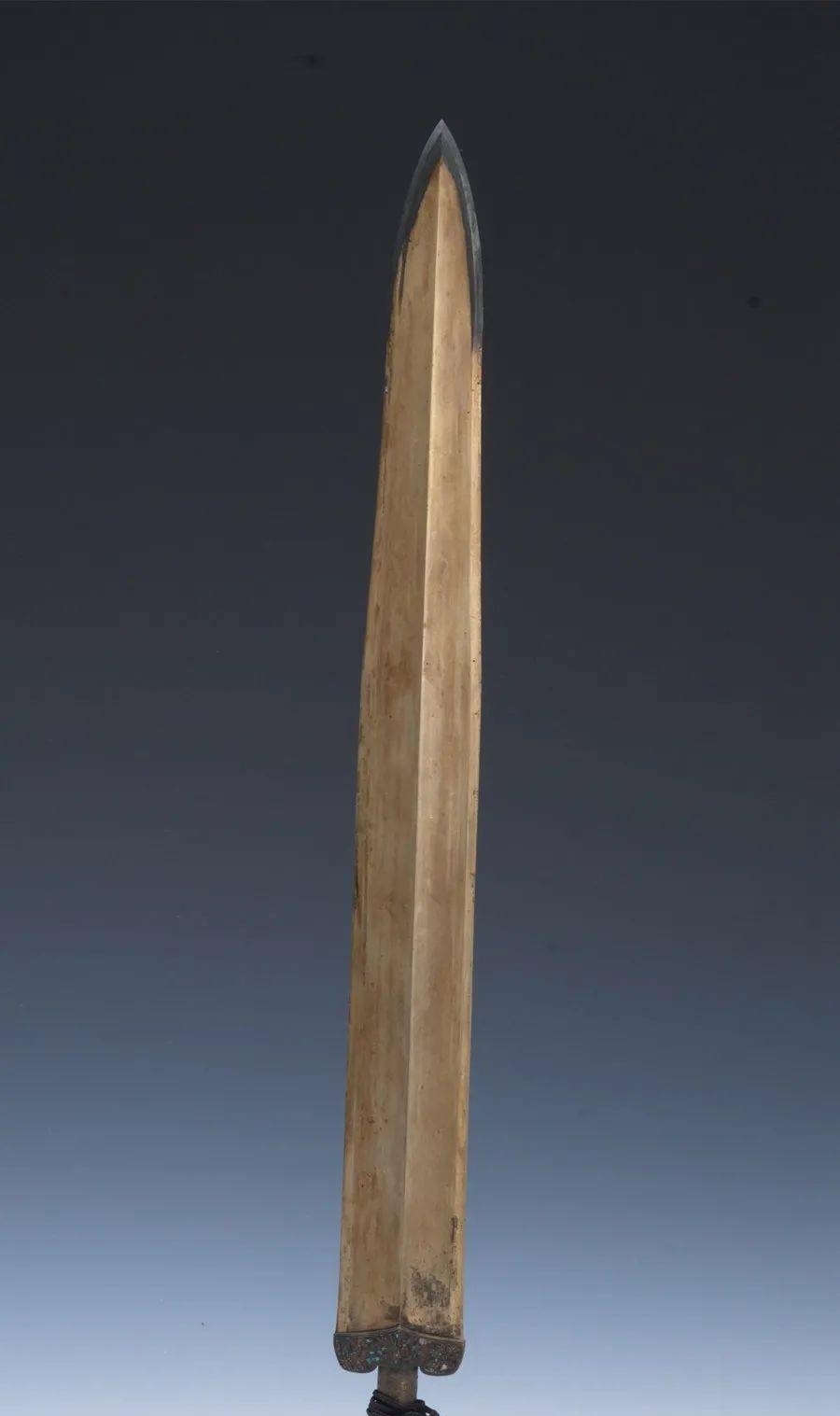 课程|国旗下课程丨文物守望千年匠心薪火相传