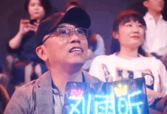 许佳琪公司代表黑脸,陆柯燃老板手舞足蹈,他们的反应太真实