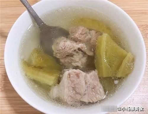 丝瓜|适合夏天的10道汤，清凉解暑气，夏天不热不燥，舒舒服服过夏天