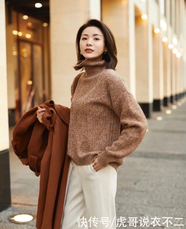 熟龄女人别穿太“老气”，优雅又大气的穿搭更适合你，耐看又高级