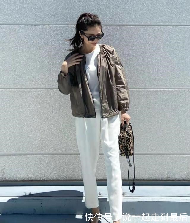 秋季 秋季穿衣如何显高显瘦这位日本主妇的穿搭术,值得40岁女人借鉴!