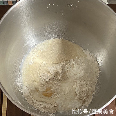 面团|#金龙鱼精英100%烘焙大师赛-爱好组高筋#全麦小餐包