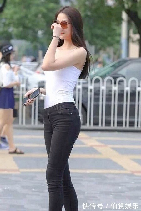 清新可爱 黑白配是经典搭配,清新可爱优雅大方,气质大增!