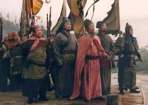 论资|历史上,关胜很晚才上梁山,为什么能力压林冲,成为马军五虎将之首呢?