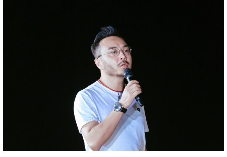 还记得汪涵爱16年的杨乐乐吗?今才42岁,脸却变成这样了
