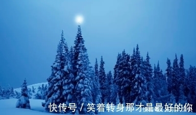 秋兴八首|杜甫很悲壮的一首七律,颔联乃千古名句,一直口耳相传