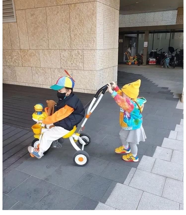 10月韓國(guó)人最喜歡的節(jié)目聰明的池石鎮(zhèn)上線