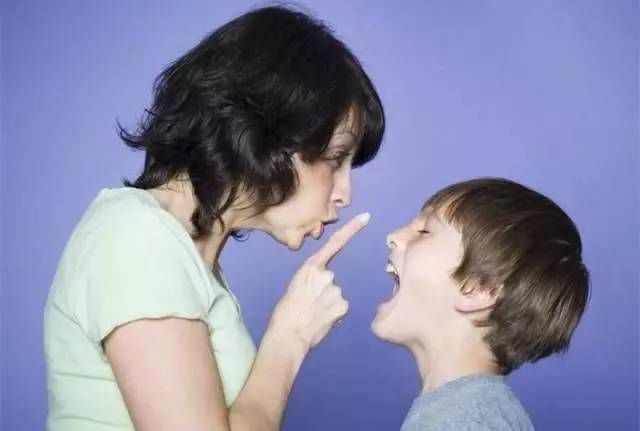 转癌|35岁女子甲状腺结节转癌，医生惋惜：身体早有提醒，但她没在意