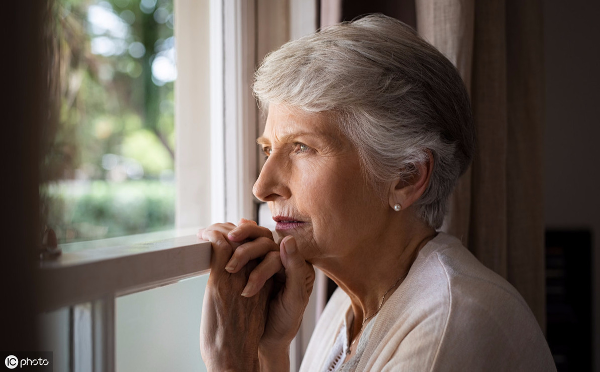 嘴唇|一张很火的老年痴呆测试图，自测一下，预防老年痴呆，只需一招
