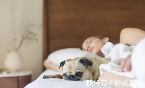 红茶|秋天,喝茶有讲究,建议:这“2种茶”最好不要喝,都是为你好