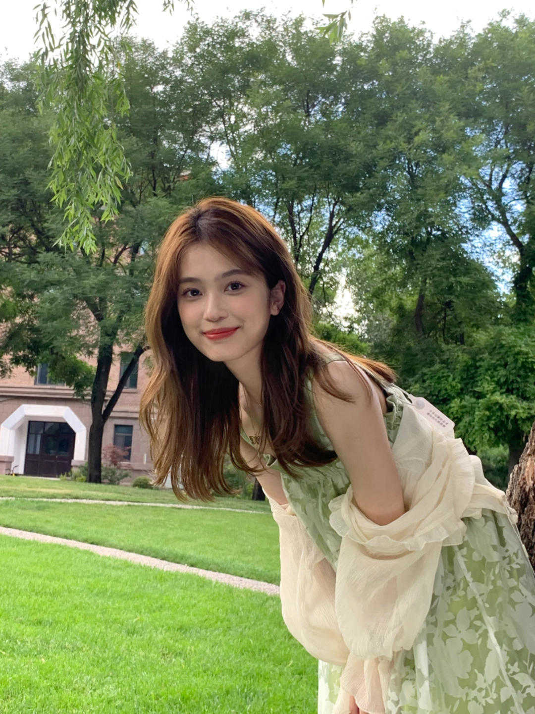 时尚|清凉色怎样搭配,高级又时尚,不失华丽和优雅