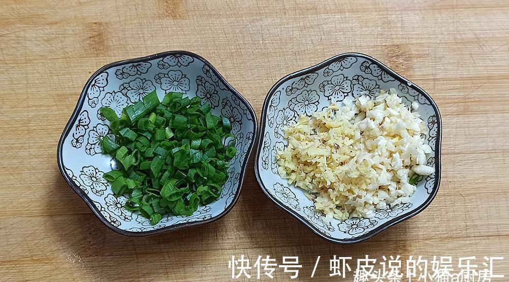 一道排骨最简单做法，口味清淡，味道鲜香，一口气多吃两碗饭