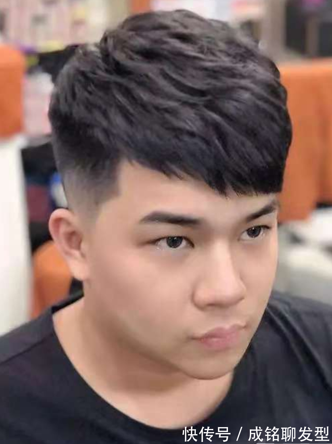 发际线|脸大的男生适合什么样的发型?试试这三种显瘦的发型,干练又酷帅