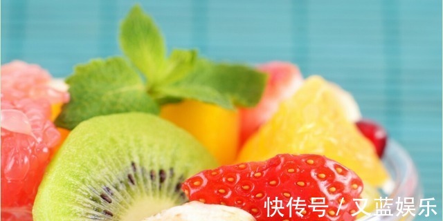 脸部|吃水果能抗衰老?皮肤科医生:2种食物也可多吃,或可消除皱纹