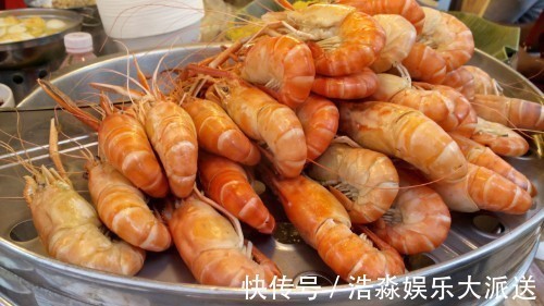 盐焗大虾|吃虾时,虾头里面是“黄”还是“屎”渔贩告诉你,别再吃错了