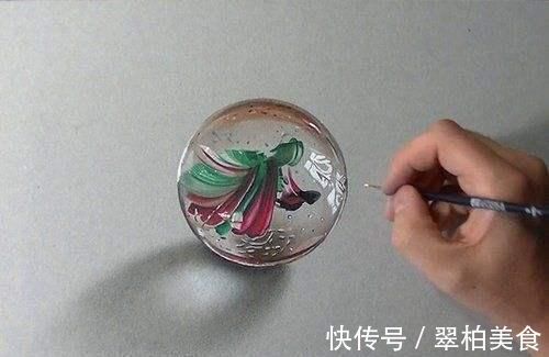 大叔!大叔用彩铅画煎蛋,太逼真被质疑造假,晒出视频后,专家安静了