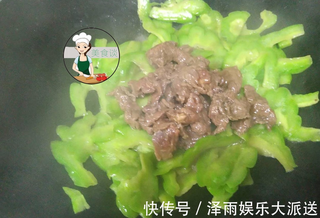 苦瓜|两样食材一起炒,清脆鲜香,滋肝明目,多吃还不会发胖,做法简单