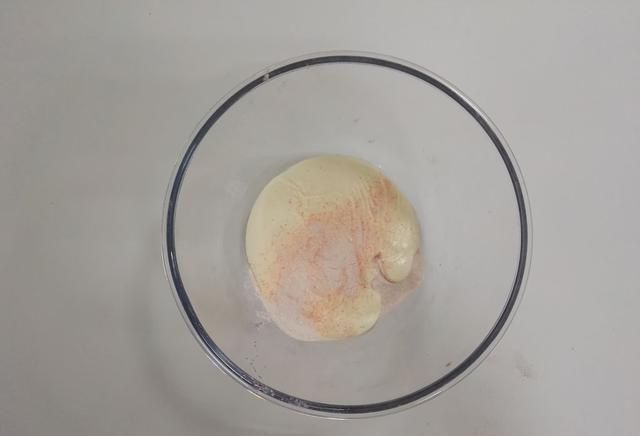 看完|最近很火的网红冰面包,是怎么把冰淇淋塞进去的看完你就懂了