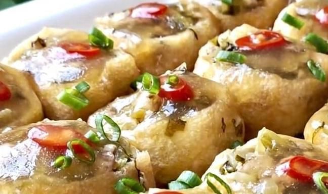 鲜香|夏天，多给家人做这道菜，鲜香美味又营养，一次做一盘不够吃