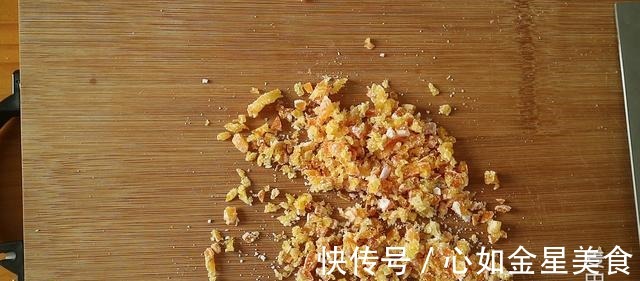 月饼|这款五仁月饼太香了，传统做法味道经典！