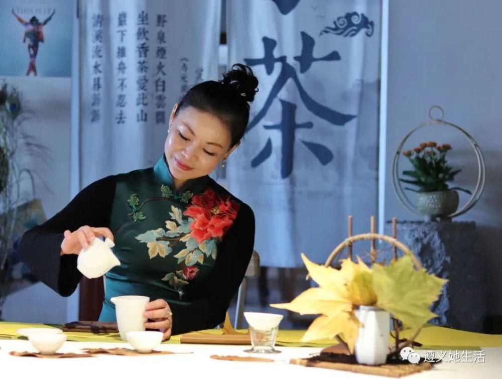 悠然居|依琳:茶,是女人一生的知己