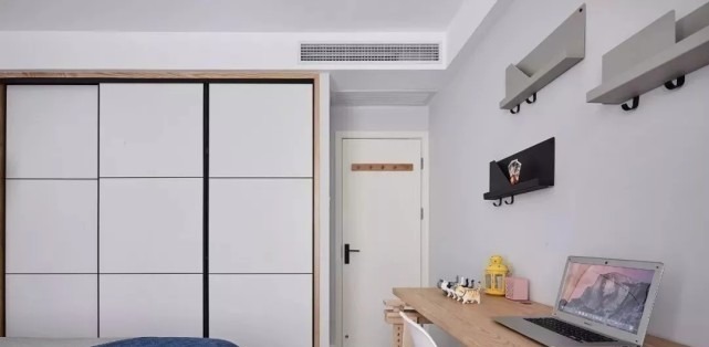 北欧风|平淡无奇的89㎡小户型,将其客餐厅全开放,瞬间变得美貌又明亮!